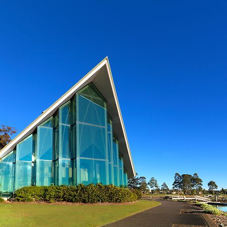 Intercontinental Sanctuary Cove Resort By Ihg Guldkusten Exteriör bild The Chapel of the Christ the King Priory