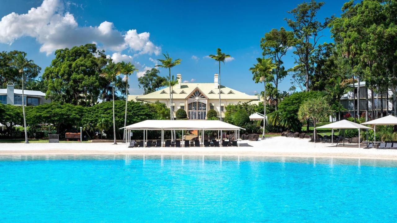 Intercontinental Sanctuary Cove Resort By Ihg Guldkusten Exteriör bild The pool at the Sanctuary Cove International Boat Show