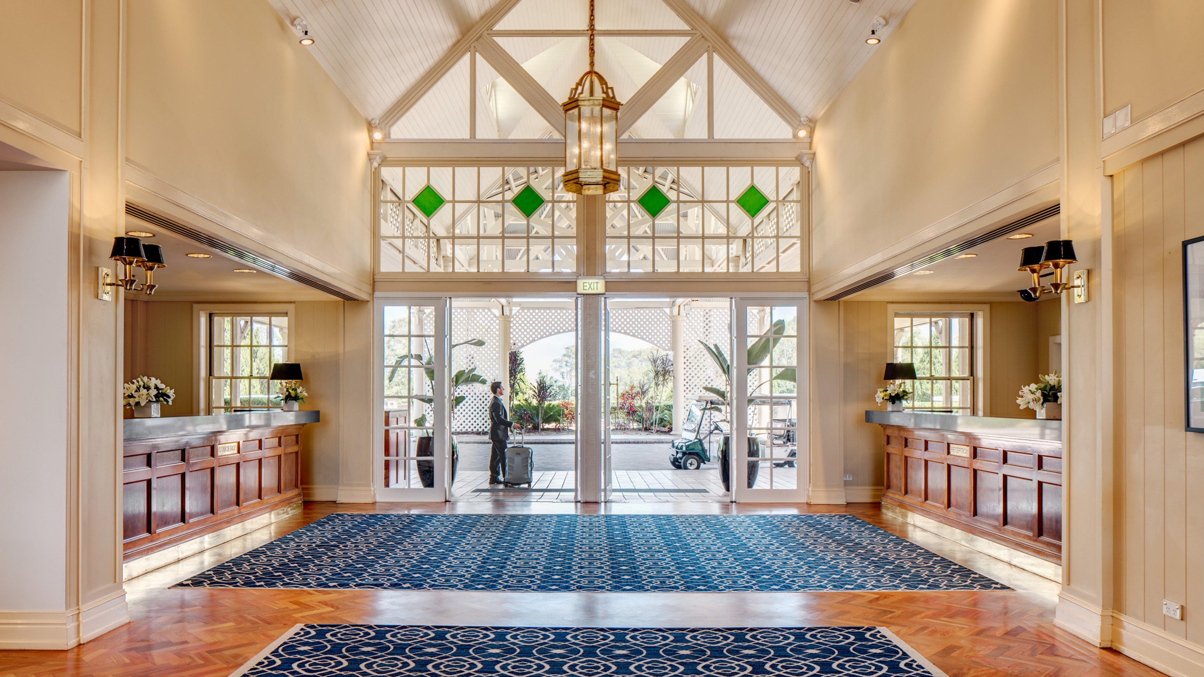 Intercontinental Sanctuary Cove Resort By Ihg Guldkusten Exteriör bild The lobby of the hotel